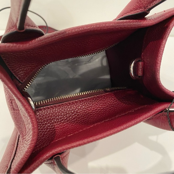 Marc Jacobs 4P4HCR012H01 Small Leather Satchel Bag - Picture 4 of 7